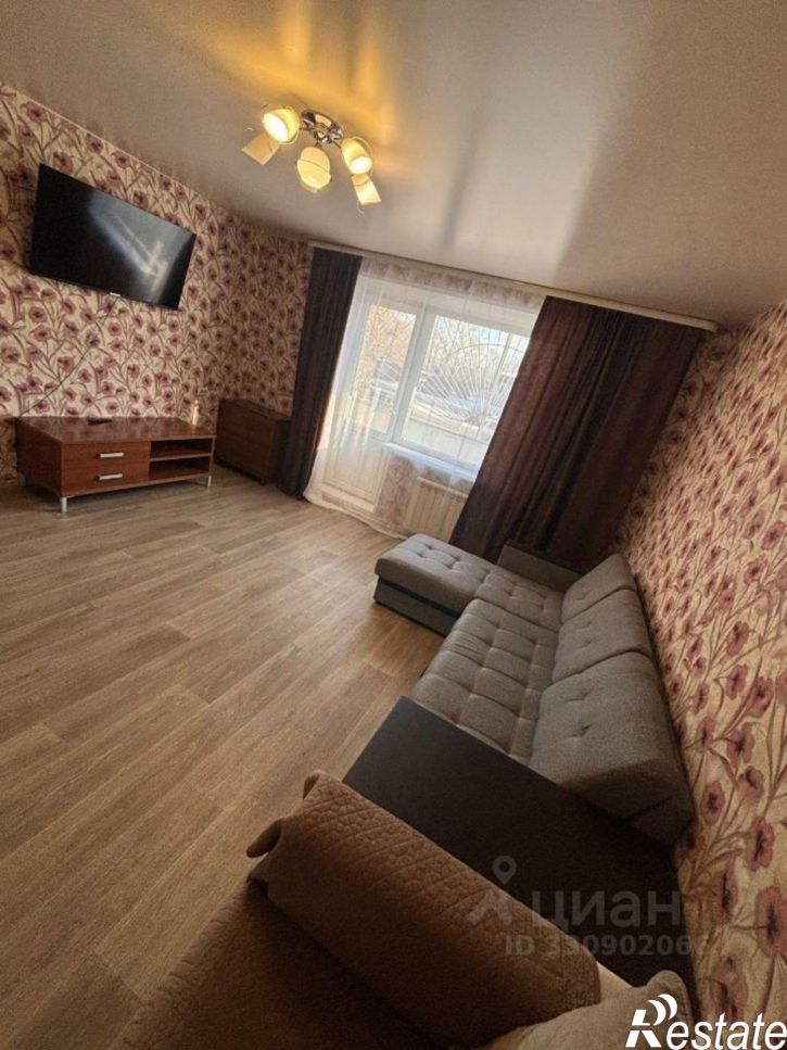 2-комн квартира улица Комарова, 20,  д. 20