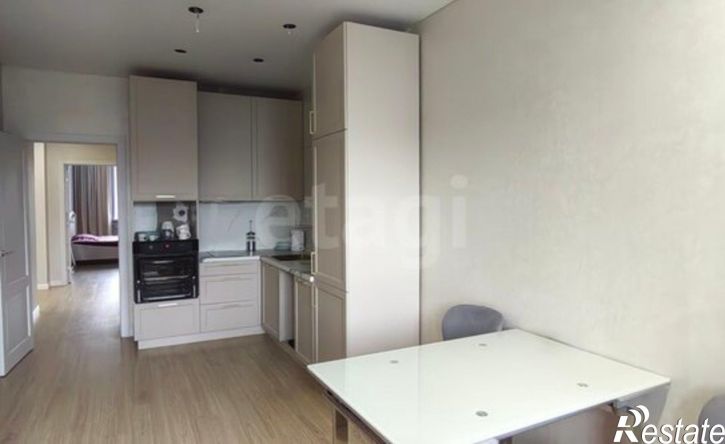 3-комн квартира улица Авиаторов, 6,  д. 6