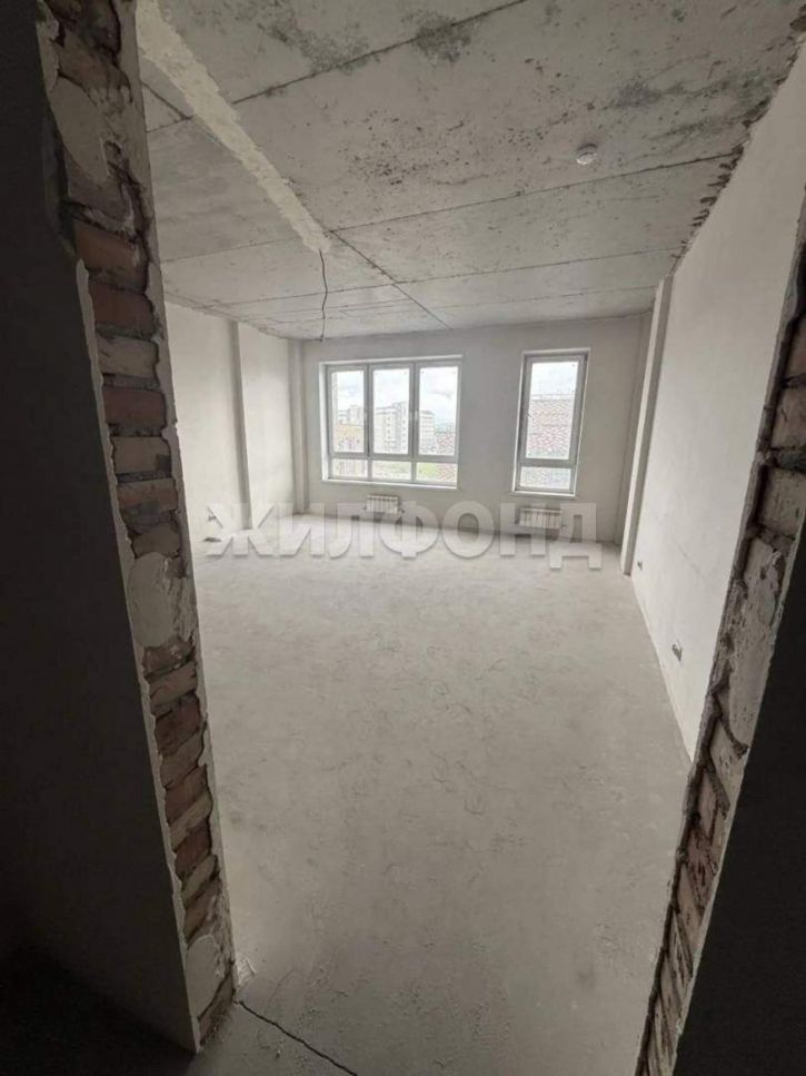 2-комн квартира Комарова ул., д.7А