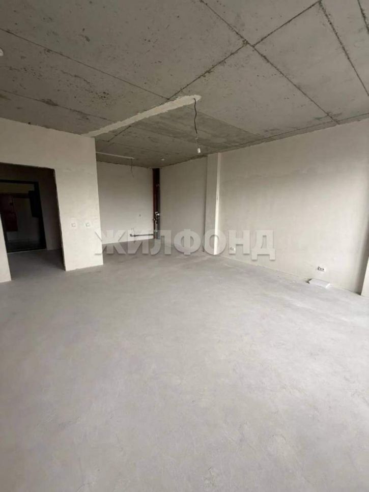 2-комн квартира Комарова ул., д.7А