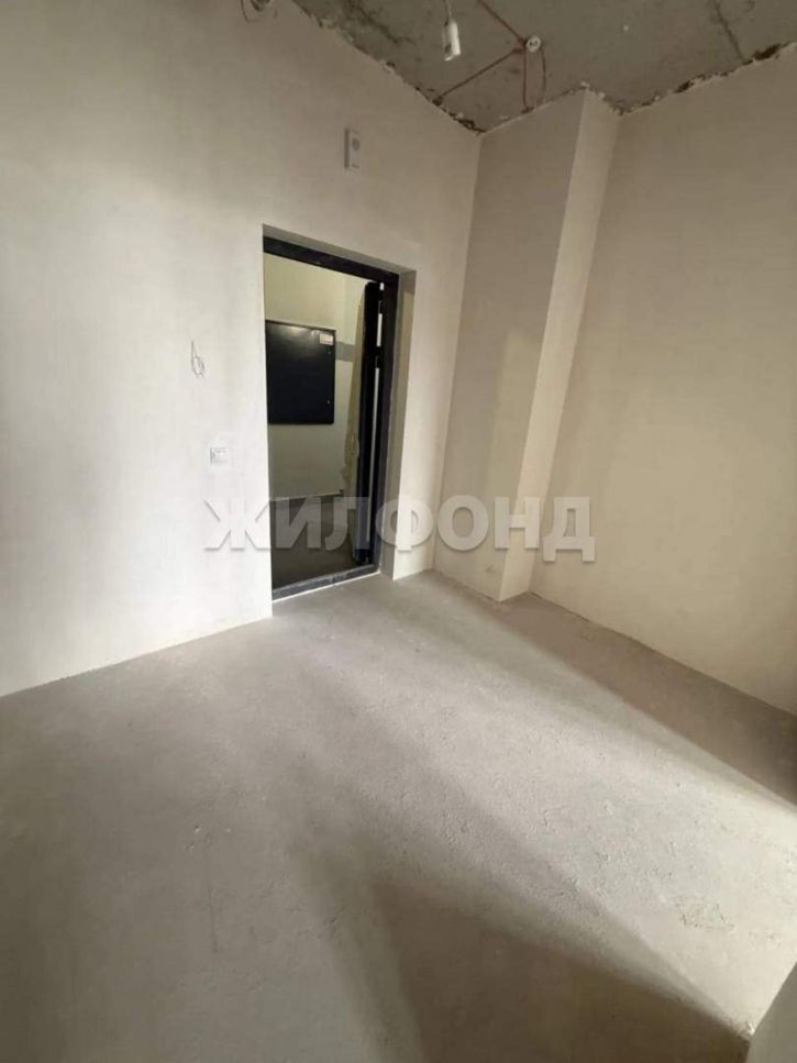2-комн квартира Комарова ул., д.7А