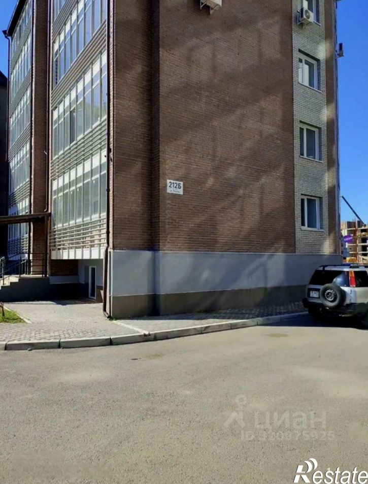 4-комн квартира улица Кирова, 212Б,  д. 212Б