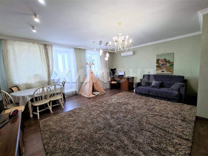 3-комн квартира Хакасская ул., д.167