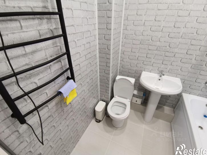1-комн квартира ул Генерала Тихонова, 10/1,  д. 10/1