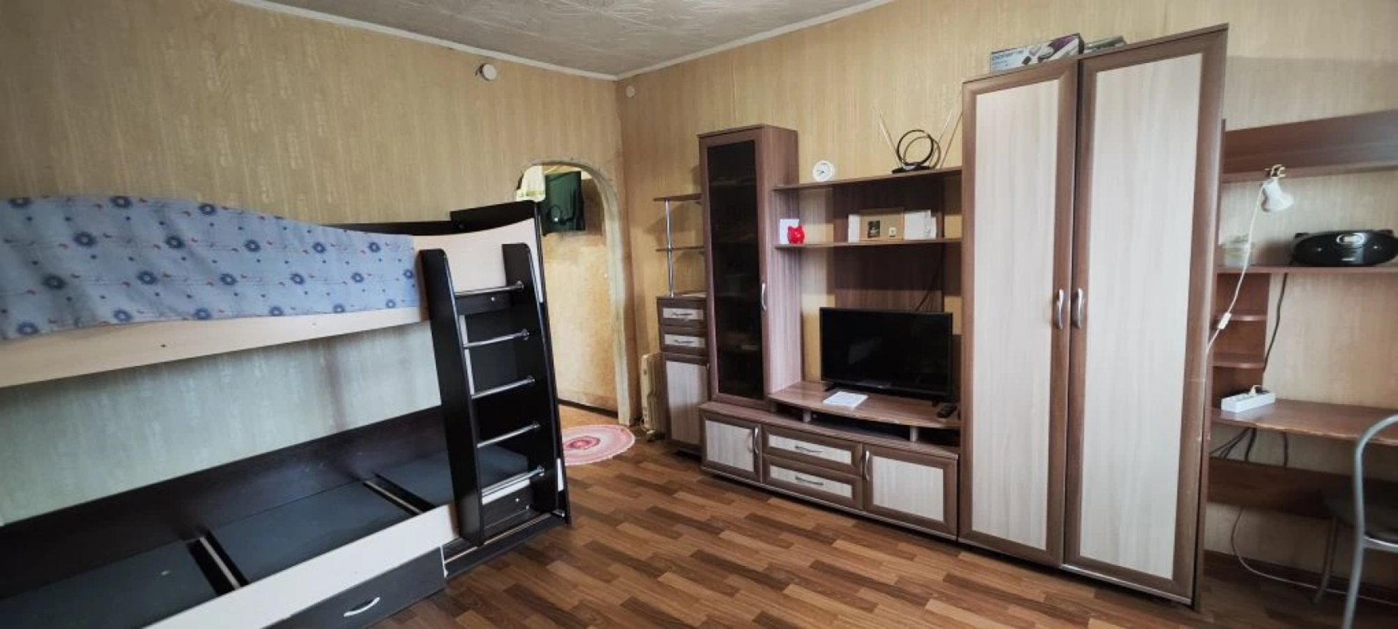 Купить квартиру за 2 300 000 рублей на Минусинская, 41