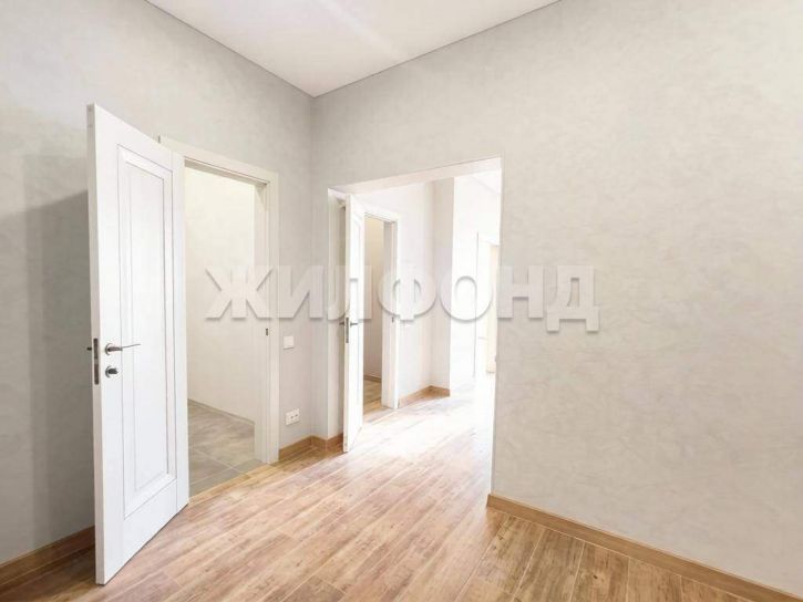 2-комн квартира Генерала Тихонова ул., д.7