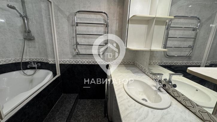 4-комн квартира Чехова, 54