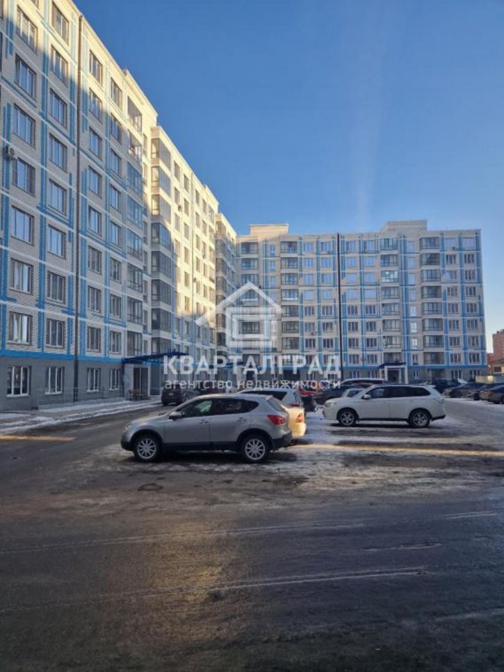 2-комн квартира Генерала Тихонова, 8