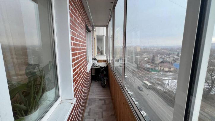 2-комн квартира Маршала Жукова, 89