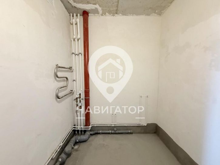 1-комн квартира Комарова,  7