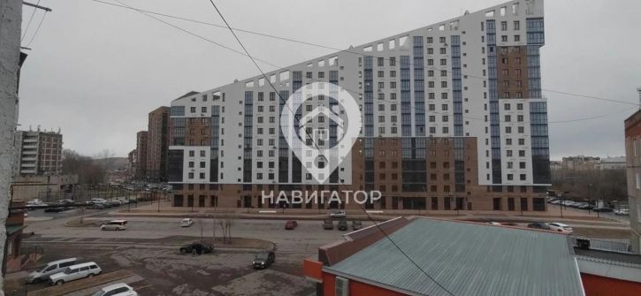 Комната Комарова, 8