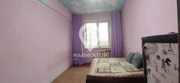 Комната Комарова, 8