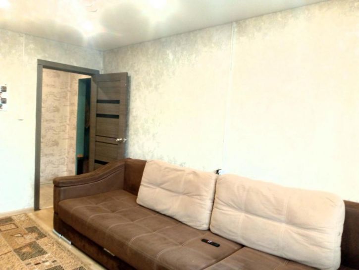 2-комн квартира Суворова, 81