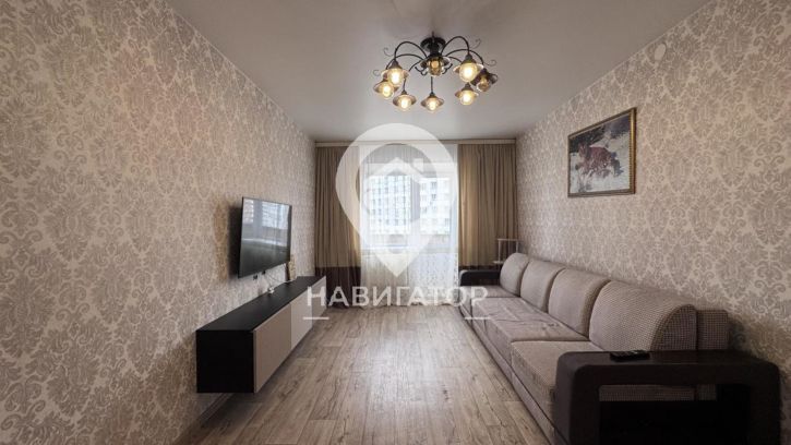 3-комн квартира Дружбы Народов проспект, 43А