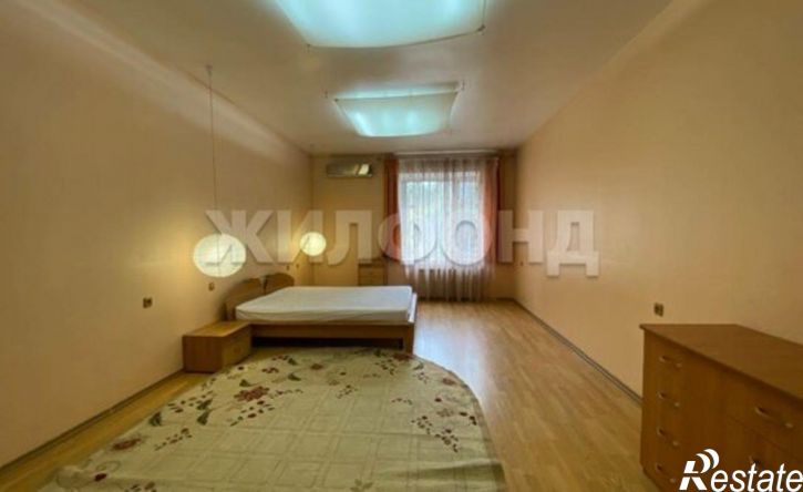 3-комн квартира улица Карла Маркса, 44,  д. 44