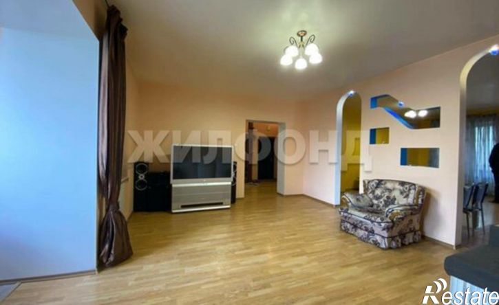 3-комн квартира улица Карла Маркса, 44,  д. 44