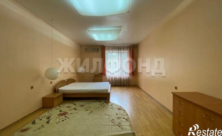 3-комн квартира улица Карла Маркса, 44,  д. 44