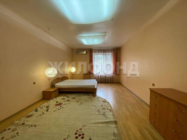 3-комн квартира Карла Маркса ул., д.44