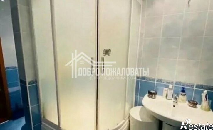 4-комн квартира ул Торосова, 17,  д. 17