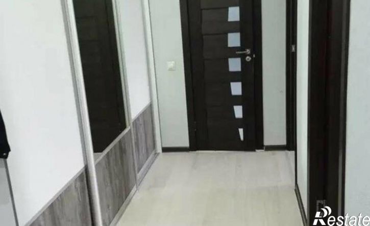 3-комн квартира улица Авиаторов, 10,  д. 10