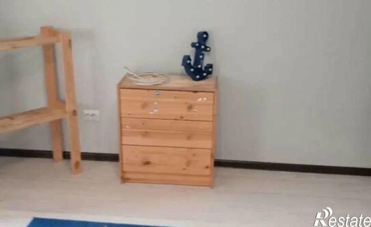 3-комн квартира улица Авиаторов, 10,  д. 10