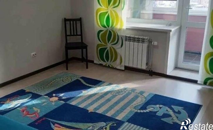 3-комн квартира улица Авиаторов, 10,  д. 10