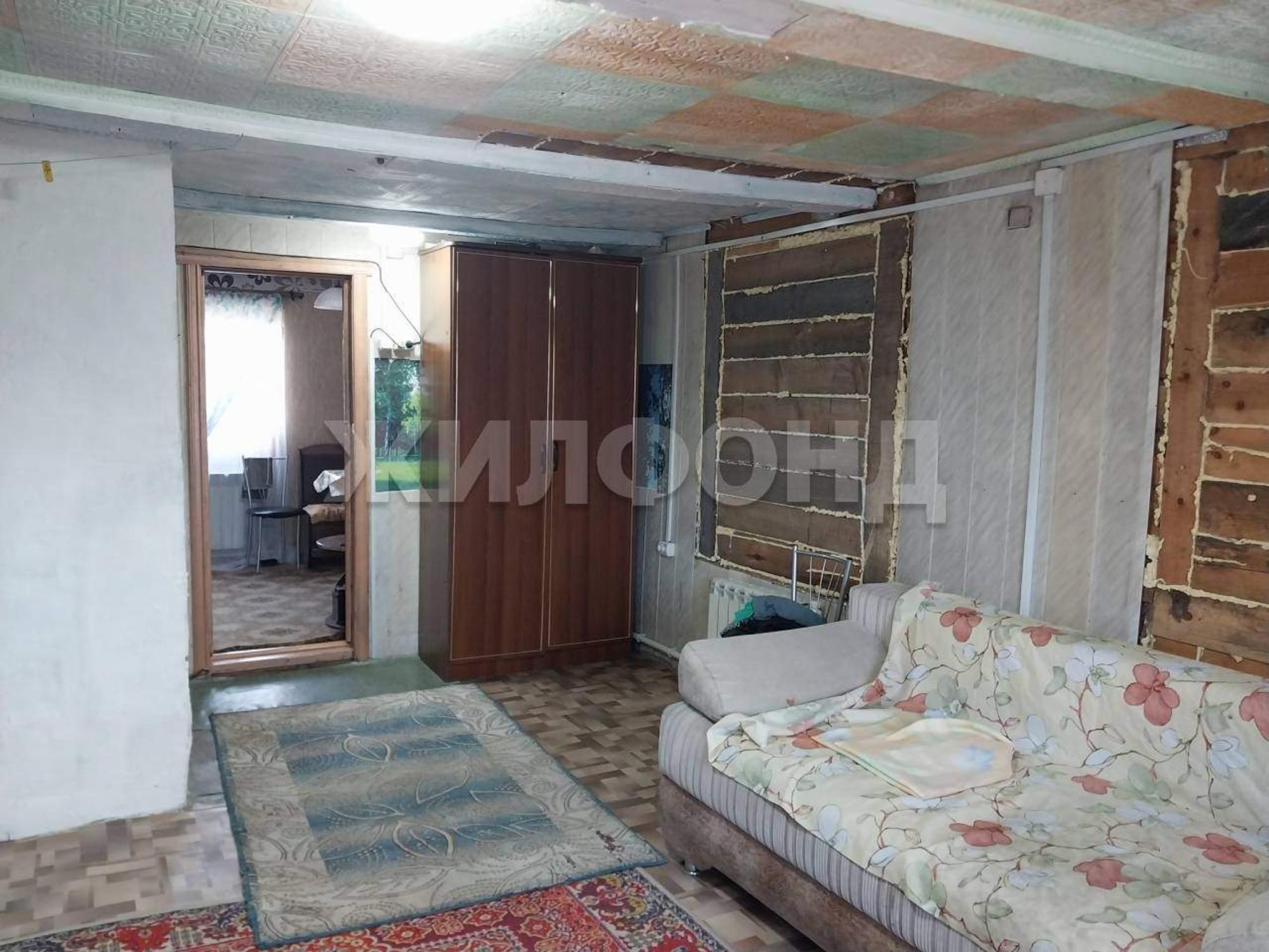Купить дачу, дом, коттедж за 2 700 000 рублей на Болотная ул.