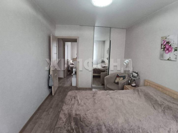 4-комн квартира Некрасова ул., д.26