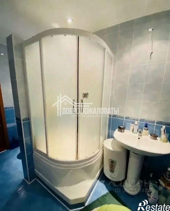 4-комн квартира улица Торосова, 17,  д. 17