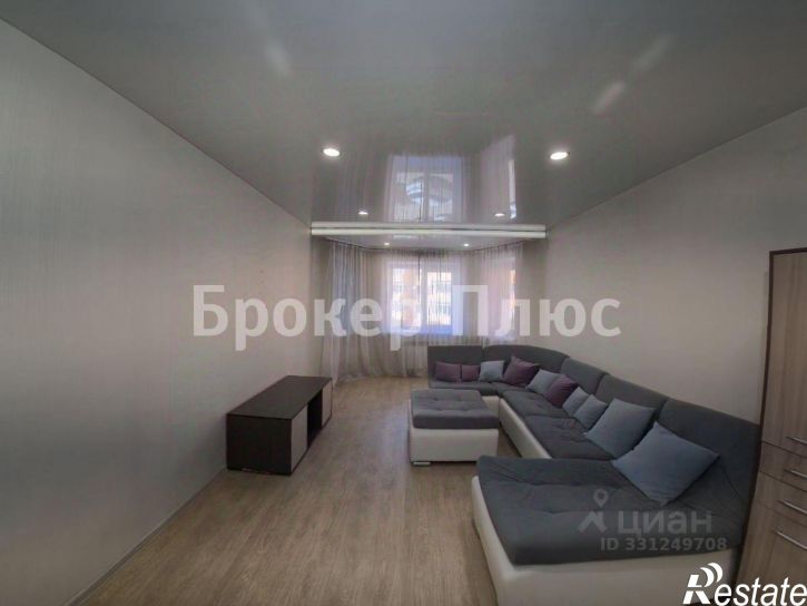 3-комн квартира пр-кт Дружбы Народов, 49А,  д. 49А