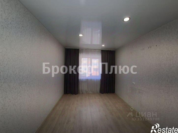3-комн квартира пр-кт Дружбы Народов, 49А,  д. 49А