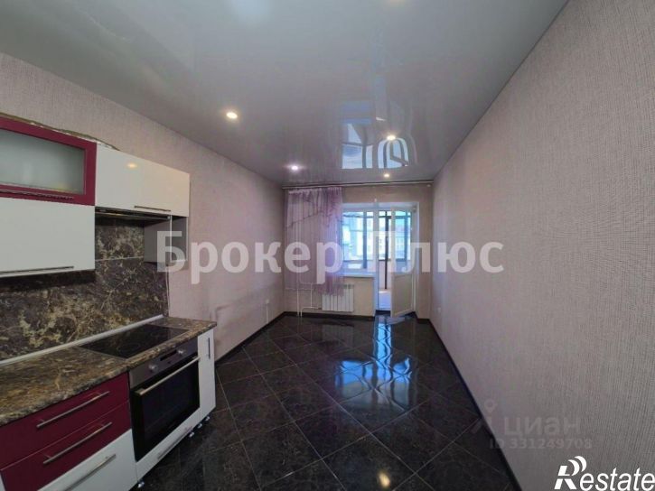 3-комн квартира пр-кт Дружбы Народов, 49А,  д. 49А