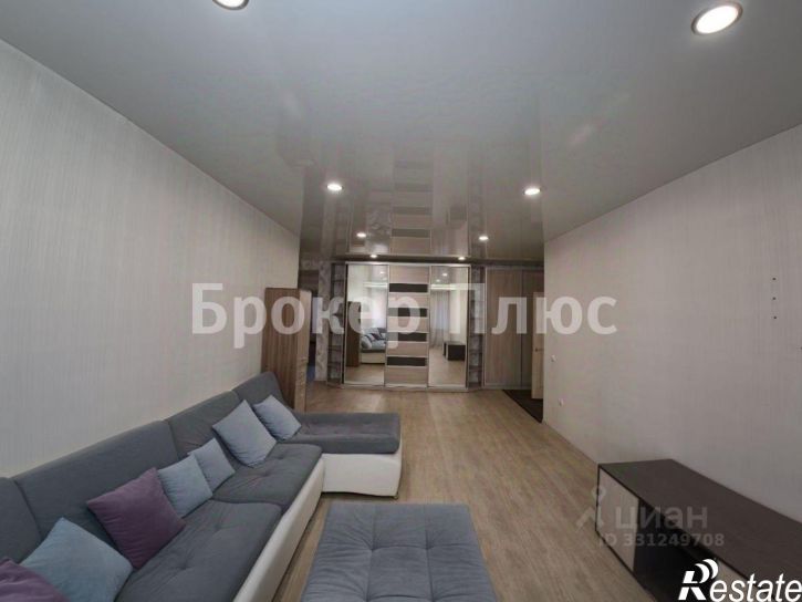 3-комн квартира пр-кт Дружбы Народов, 49А,  д. 49А