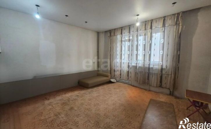 3-комн квартира улица Генерала Тихонова, 12 к2,  д. 12 к2