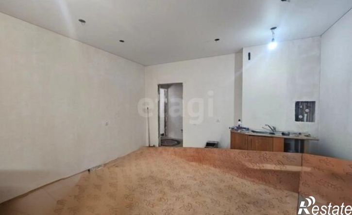 3-комн квартира улица Генерала Тихонова, 12 к2,  д. 12 к2