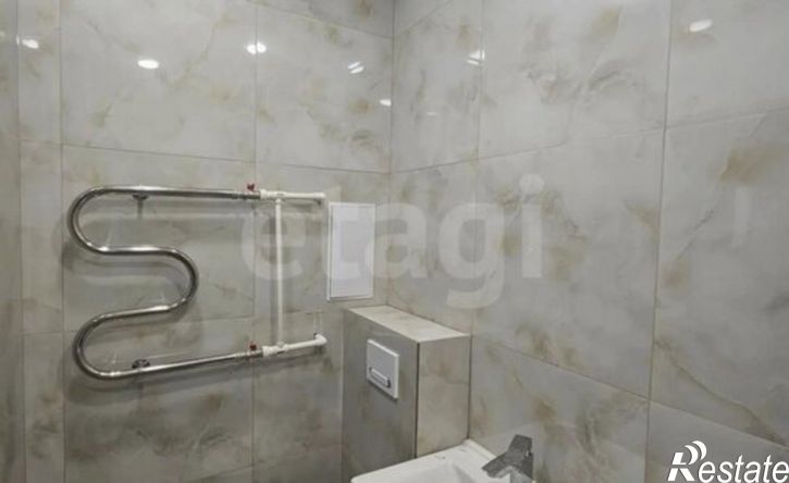3-комн квартира улица Генерала Тихонова, 12 к2,  д. 12 к2