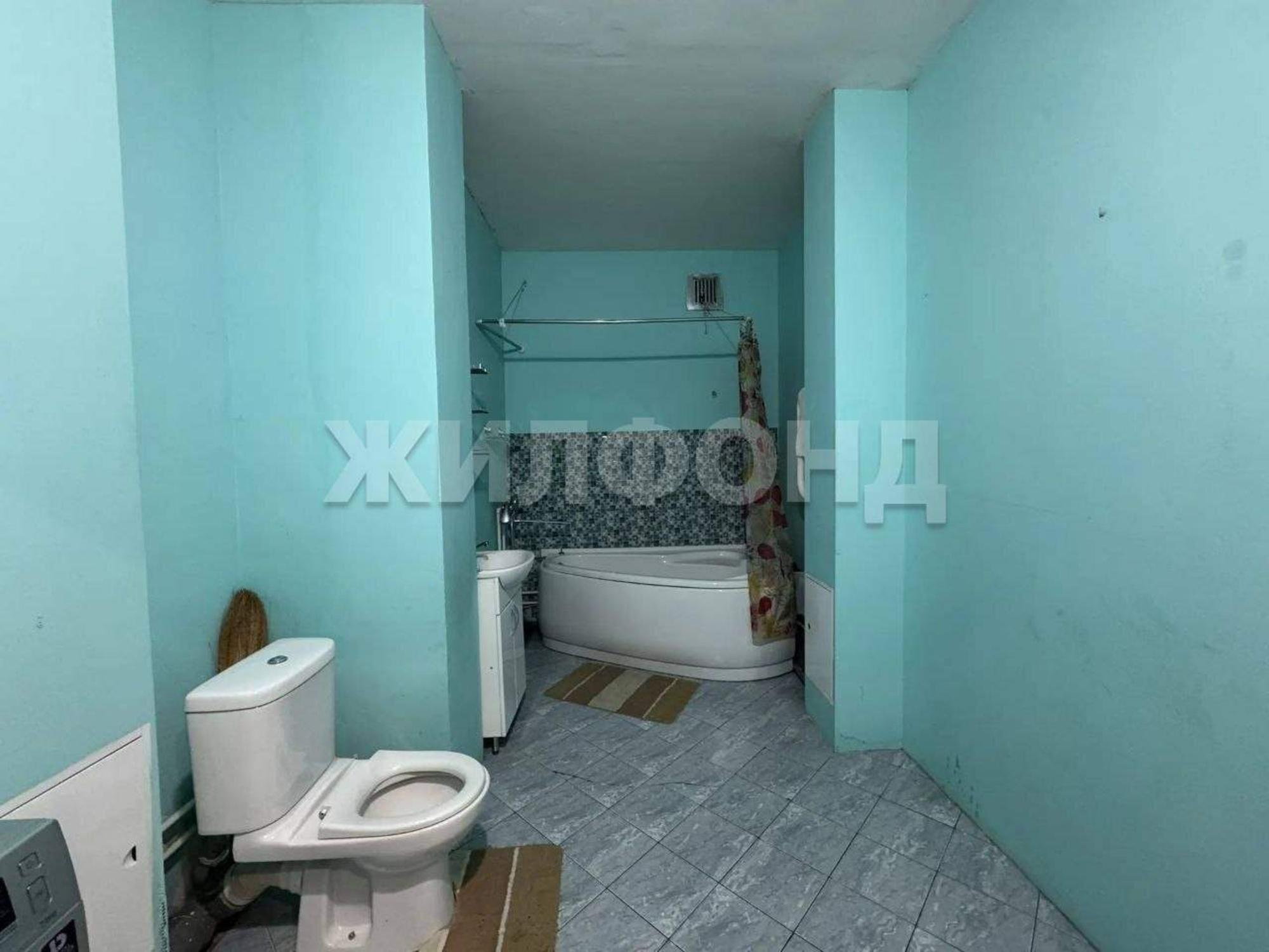 Купить квартиру за 10 000 000 рублей на Кирова ул., д.112/2