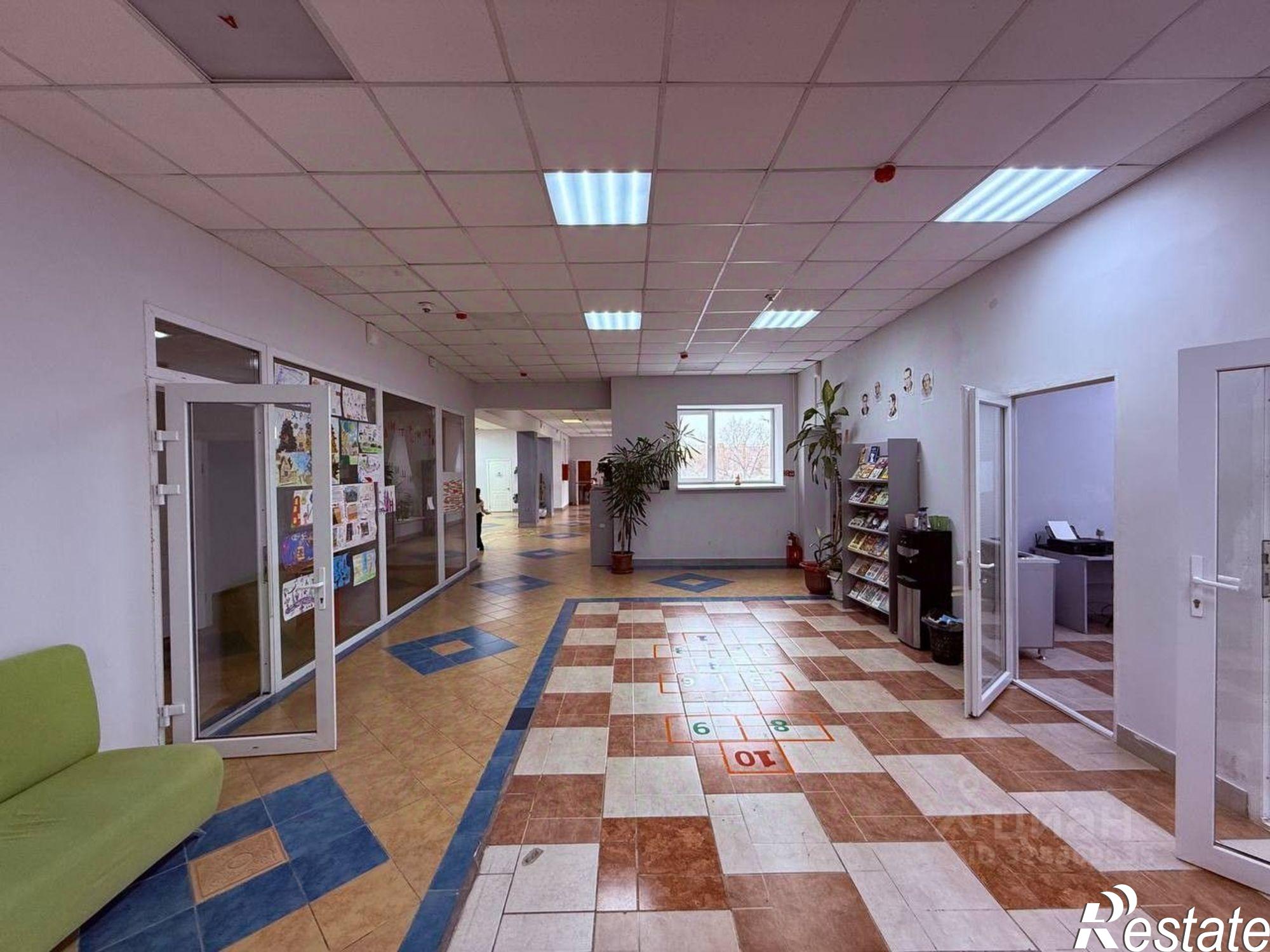 Купить офис, помещение под офис за 63 000 400 рублей на Советская улица, 113/1