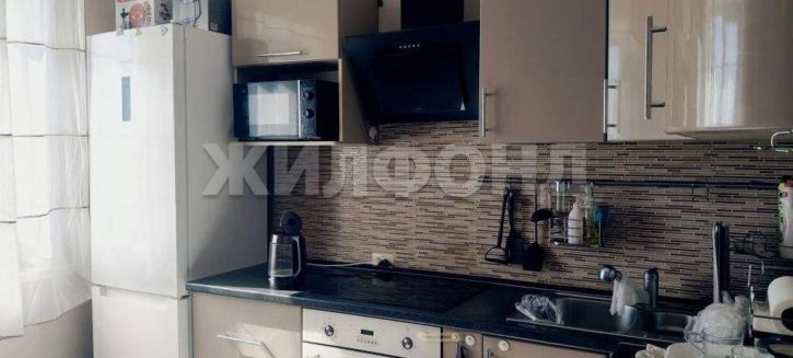 3-комн квартира Щорса ул., д.28