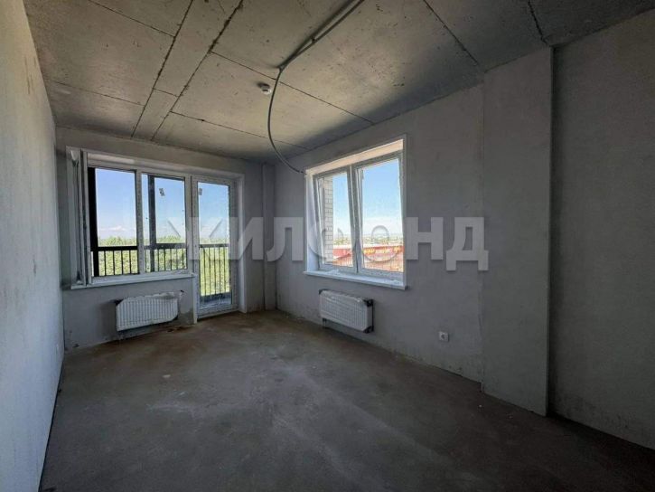 3-комн квартира Генерала Тихонова ул., д.1
