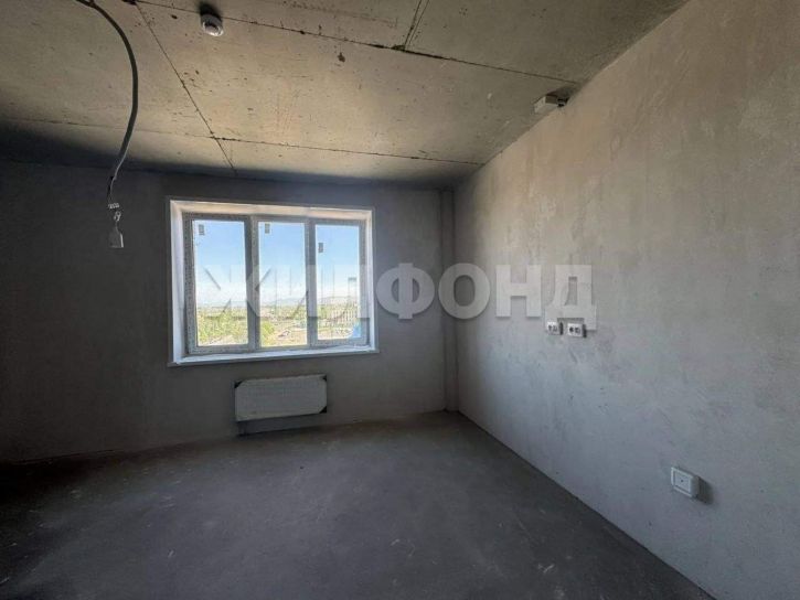3-комн квартира Генерала Тихонова ул., д.1