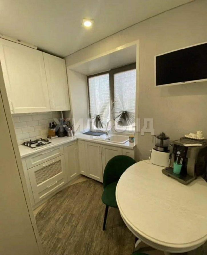 4-комн квартира Кошурникова ул., д.3