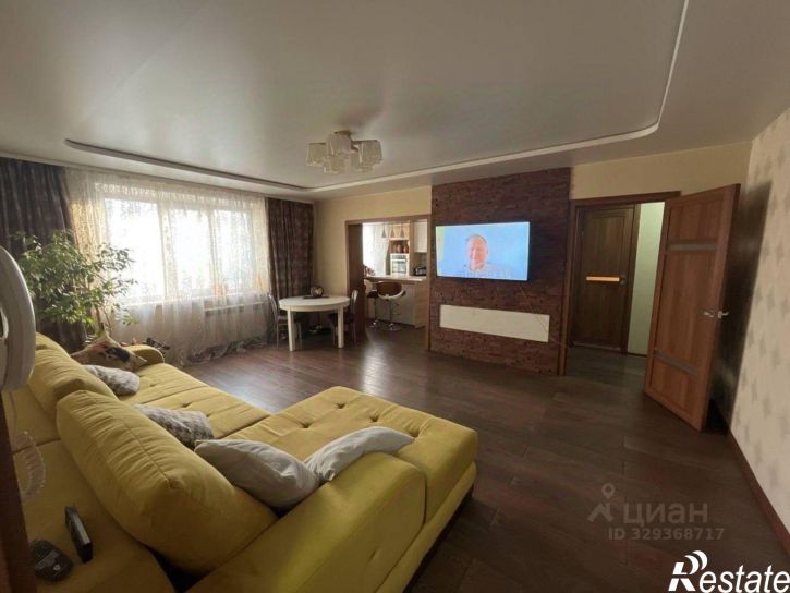 5-комн квартира улица Крылова, 106 к2,  д. 106 к2