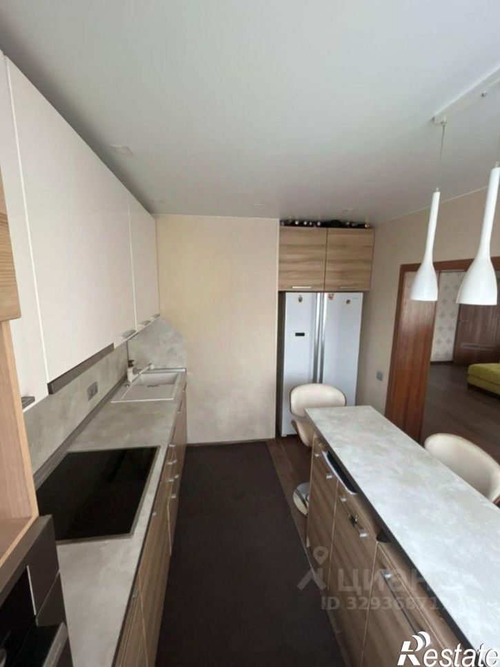5-комн квартира улица Крылова, 106 к2,  д. 106 к2