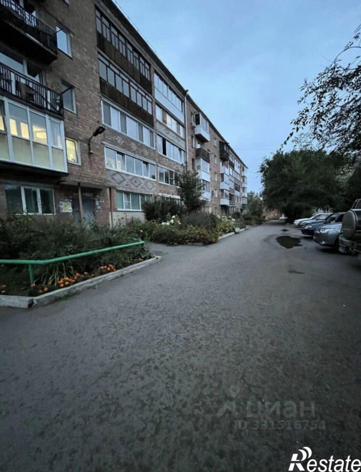 2-комн квартира улица Маршала Жукова, 96,  д. 96