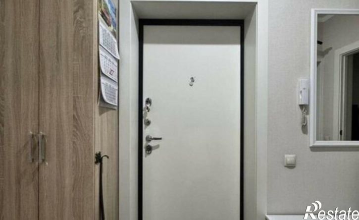 1-комн квартира улица Авиаторов, 10,  д. 10