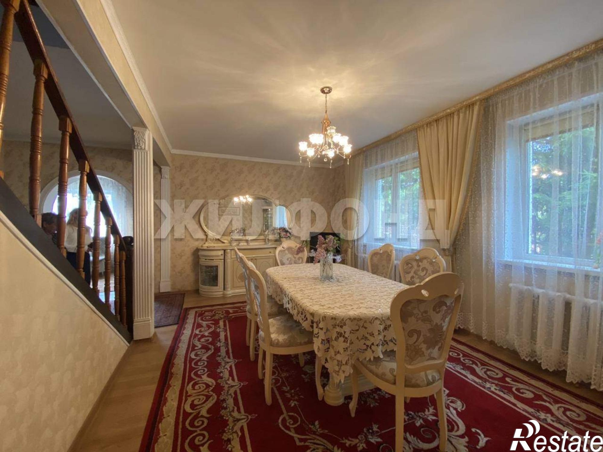 Купить дачу, дом, коттедж за 9 800 000 рублей на Вознесения ул.