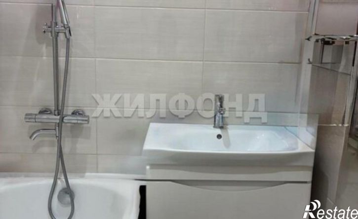 3-комн квартира проспект Дружбы Народов, 43А,  д. 43А
