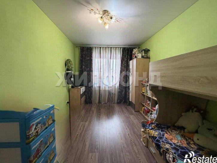 1-комн квартира ул Авиаторов, 4,  д. 4