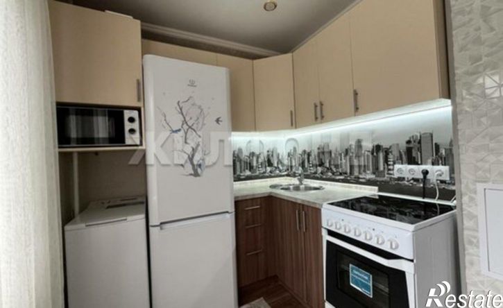 3-комн квартира ул Пирятинская, 03,  д. 03
